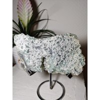 667G Sugar Quartz Coexists With Green Fluorite von XixiStoneGarden