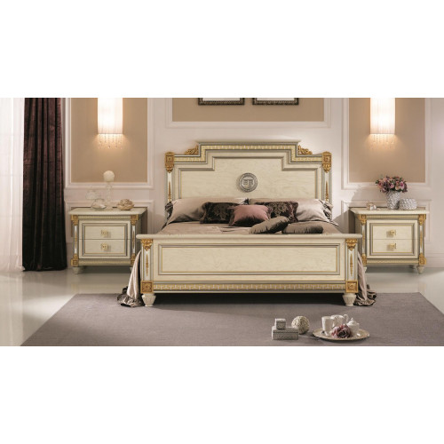 Bett + 2x Nachttisch 3 tlg. Schlafzimmer Set Designer Luxus Schlafzimmer Barock Bett + 2x Nachttisch 3 tlg. Schlafzimmer Set Designer Luxus Schlafzimmer Barock von Xl Moebel