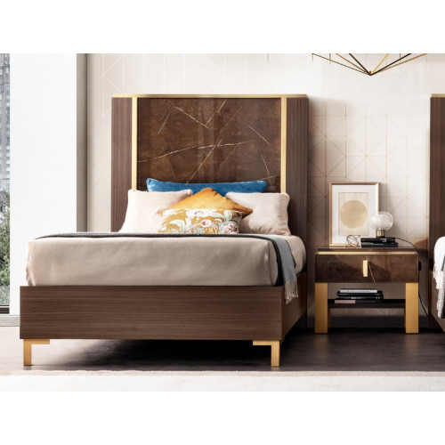 Bett Nachttisch Schlafzimmer Polsterbett Klassisch Designer Möbel arredoclassic Bett Nachttisch Schlafzimmer Polsterbett Klassisch Designer Möbel arredoclassic von Xl Moebel