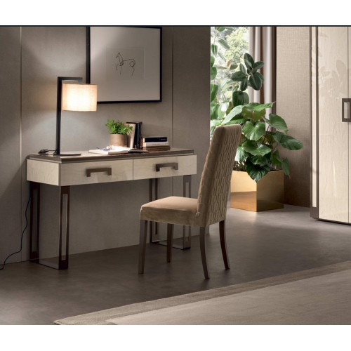 Design Schreibtisch Luxus Büro Möbel Tisch Schreibtische Italienische Tische Neu Design Schreibtisch Luxus Büro Möbel Tisch Schreibtische Italienische Tische Neu von Xl Moebel