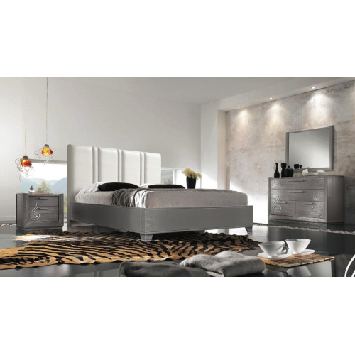 Luxus Set Schlafzimmer Bett Nachttisch Kommode Spiegel Gruppe Garnitur Neu 5tlg. Luxus Set Schlafzimmer Bett Nachttisch Kommode Spiegel Gruppe Garnitur Neu 5tlg. von Xl Moebel