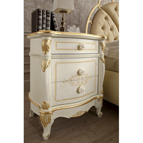 Nachttisch Möbel Massiv Neu Italienische Konsolen Design Beistell Tisch Tische Nachttisch Möbel Massiv Neu Italienische Konsolen Design Beistell Tisch Tische von Xl Moebel