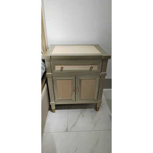 Nachttisch Tische Konsolen Tische Holz Kommode Beistelltisch Klassische Designer Nachttisch Tische Konsolen Tische Holz Kommode Beistelltisch Klassische Designer von Xl Moebel