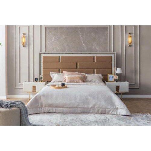 Stilvolle Schlafzimmer Möbel Edelstahl Bett Designer Holz Nachttische Stilvolle Schlafzimmer Möbel Edelstahl Bett Designer Holz Nachttische von Xl Moebel