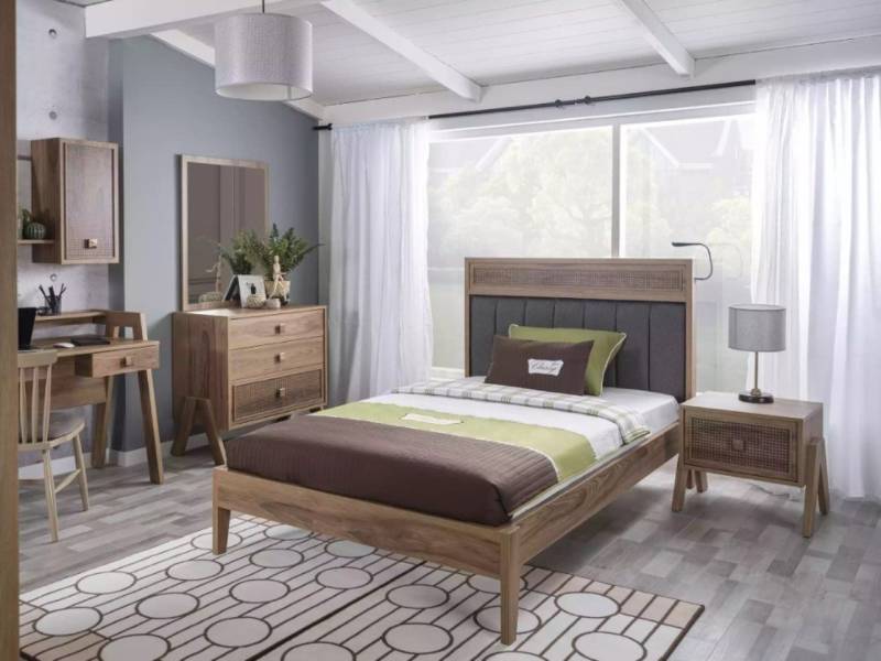 Xlmoebel Bett Kinderzimmermöbel-Set mit Kinderbett aus braunem Holz 4 tlg. (4-tlg., Kinderzimmer Set 4tlg (Bett + Nachttisch + Kommode + Spiegel), Hergestellt in Europa von Xlmoebel