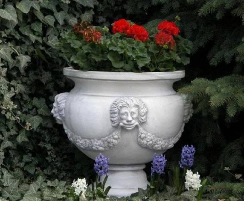 Xlmoebel Pflanzkübel Kunstvoller Pflanztopf mit Figurgesicht Skulptur S104007A (Artikel s104007A), Hergestellt in Europa von Xlmoebel