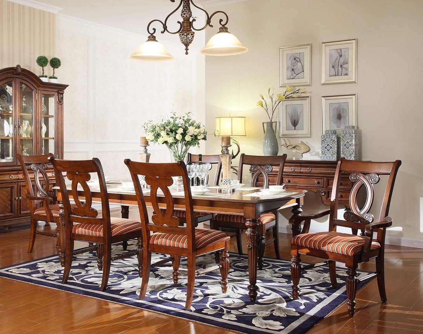 Xlmoebel Esszimmer-Set Esszimmer Esstisch 4x Stuhl 2x Stuhl Garnitur Set 7tlg Luxus Holz, (7-St., 7tlg.Esszimmer Set (Esstisch + 4x Stuhle + 2x Stuhl mit-Armlehnen), Hergestellt in Europa von Xlmoebel