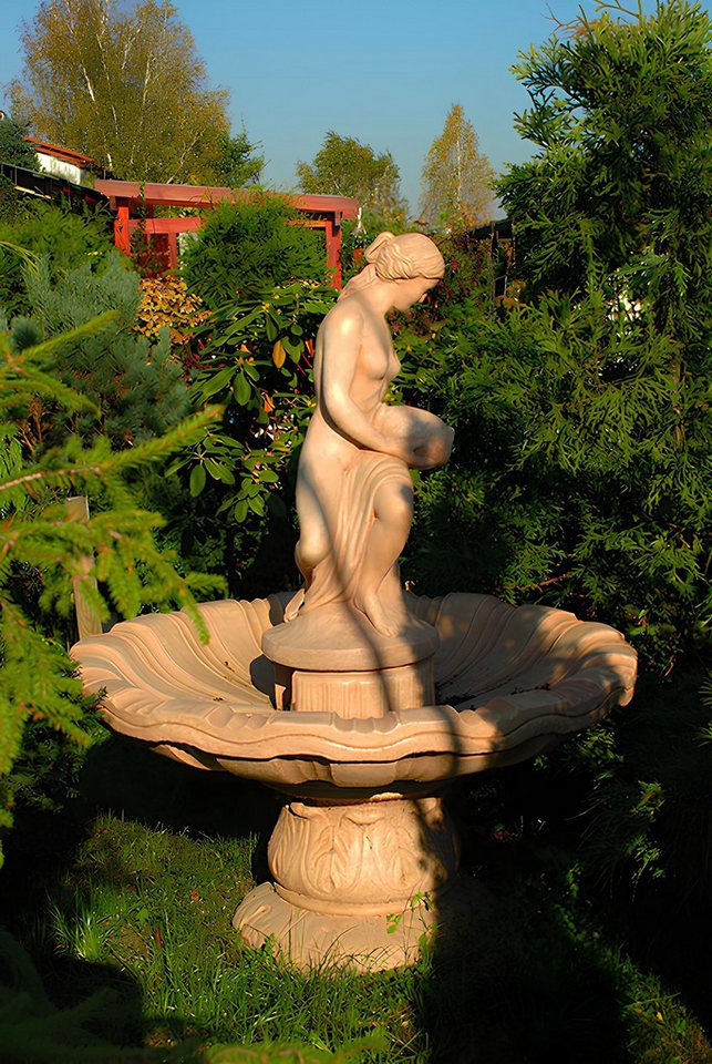 Xlmoebel Gartenbrunnen Deko-Brunnen Margerita 170 cm aus Steinguss mit Springbrunnen-Fontäne, (Artikel 1043), Hergestellt in Europa von Xlmoebel