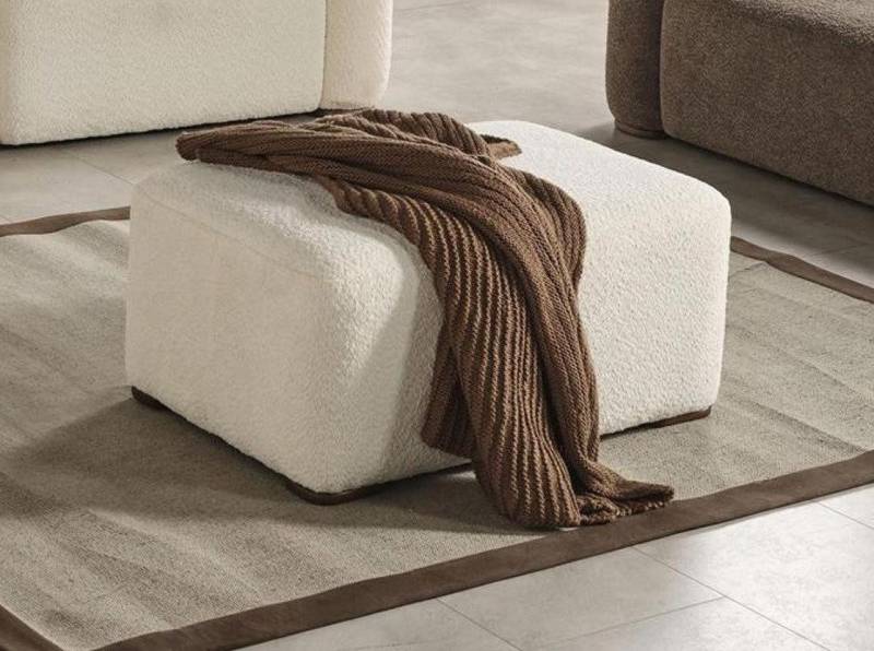 Xlmoebel Pouf Weißes Sitzpouf-Set mit Sitzkissen, Fußhocker und Rechteckiger Hocker (Puff), Hergestellt in Europa von Xlmoebel
