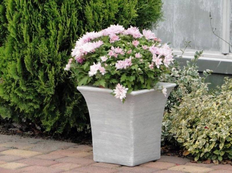 Xlmoebel Pflanzkübel Blumenkorb Blumen Vase Gefäss Garten Terrasse Dekoration Statue (Pflanzkübel), Hergestellt in Europa von Xlmoebel