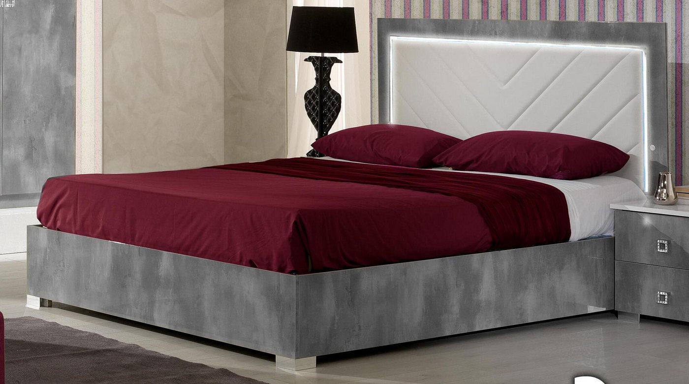 Xlmoebel Schlafzimmer-Set Design Schlafzimmer 3tlg. Bett 2x Nachttisch Klassischer Luxus, (3-tlg., Bett + 2x Nachttische), Hergestellt in Europa von Xlmoebel