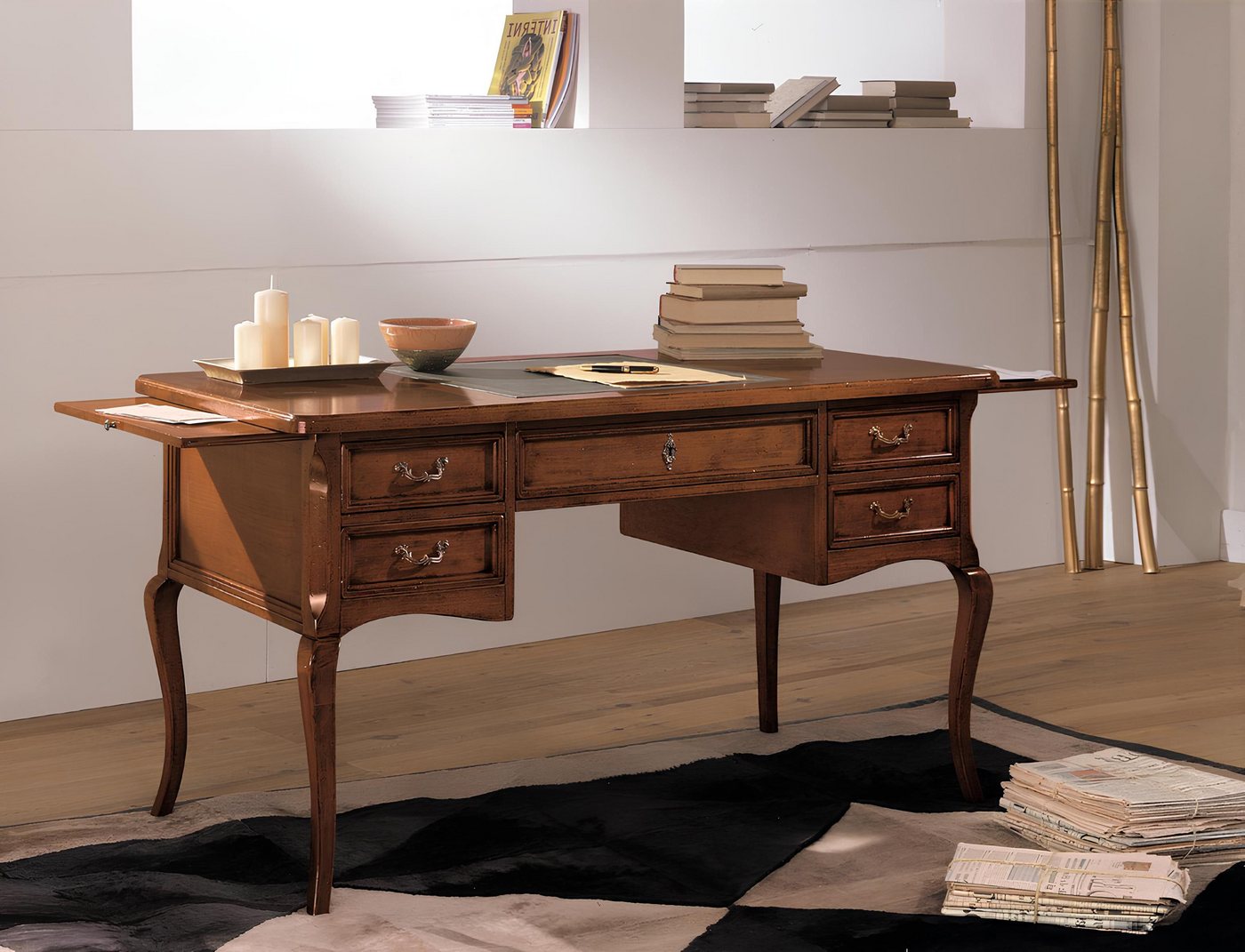 Xlmoebel Schreibtisch Massiver Holztisch Schreibtisch antiker Stil Italienischer Sekretär (Schreibtisch), Hergestellt in Europa von Xlmoebel