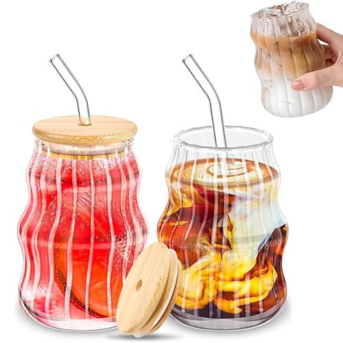Xusxes 2 Stück 550 ml Eiskaffee Gläser mit Deckel, Glas mit Deckel und Strohhalm, Trinkbecher Bubble Tea Becher, Trinkglas mit Glasstrohhalmen und Holzdeckel, für Latte, Bier, Milch, Eiskaffee von Xusxes