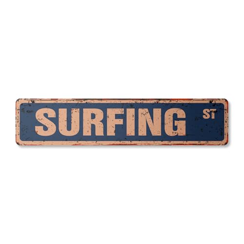 Surfen Vintage Straßenschild Surfbrett lang kurz Finnen | Indoor/Outdoor von YAASIMOULE