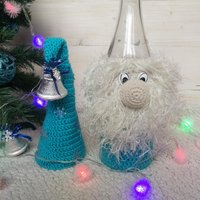 Gehäkelte Blaue Wichtel Weihnachtsdekoration Auf Der Flasche Weihnachtsstrick Für Weinflasche Häkeln Gemütliche Weihnachtsgeschenk Versandfertig Gehäkelte Blaue Wichtel Weihnachtsdekoration Auf Der Flasche Weihnachtsstrick Für Weinflasche Häkeln Gemütliche Weihnachtsgeschenk Versandfertig von YAMARSANA