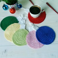 Weihnachtsuntersetzer Set Häkeluntersetzer Ornament Untersetzer Mit Aufhängeöse Getränkeuntersetzer Weihnachtskugel Dekoration Weihnachtstisch von YAMARSANA