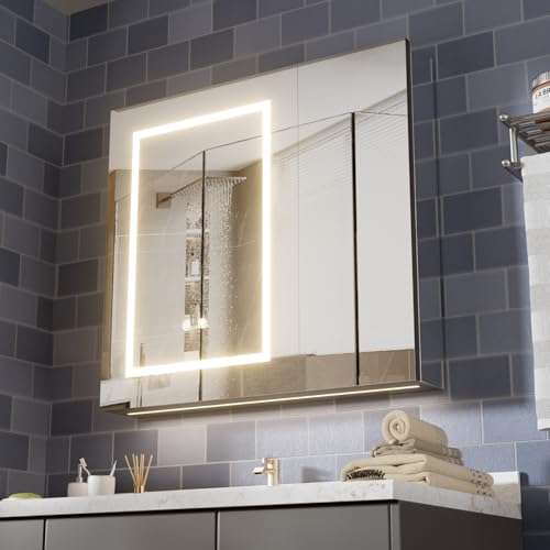 Spiegelschrank Bad mit LED Beleuchtung, Badezimmerschrank mit Spiegel Speicher 3-Farben Modus Stufenloses Dimmen Beschlagfrei Badschrank mit Steckdose und Verstellbares Glasablage Badspiegelschrank von YCBTREE