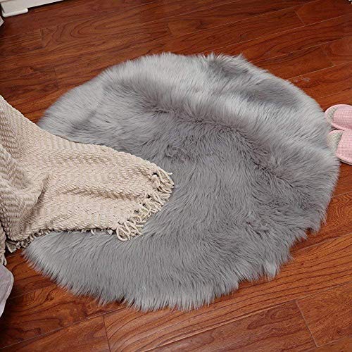 YDFYX Lammfell Schaffell Teppich Kunstfell Dekofell in Super weich Lammfellimitat Teppich Longhair Fell Optik Nachahmung Wolle Bettvorleger Sofa Matte (A-Grau, 60 x 60cm) von YDFYX