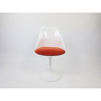 Vintage Tulip Stuhl Von Eero Saarinen Für Knoll International 1970Er Space Age Mid Century Vintage Tulip Stuhl Von Eero Saarinen Für Knoll International 1970Er Space Age Mid Century von YGfurnishings