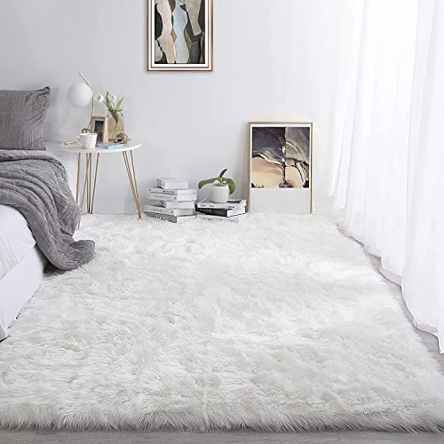 YIHAIC Faux Lammfell Schaffell Teppich Kunstfell in Super weich Lammfellimitat Imitat Fellteppich für Schlafzimmer Boden Wohnzimmer Home Decorator Teppich Bettvorleger Sofa Matte (Weiß, 75 x 120 cm) von YIHAIC
