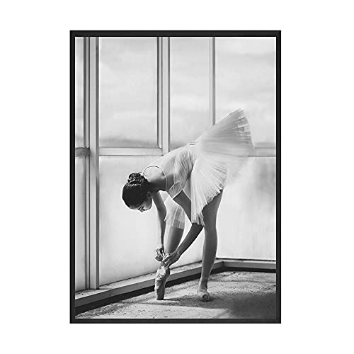 Ballettmädchen Wandkunstdruck Schwarz-Weiß-Leinwand-Malerei Ballettschuhe Poster Nordisches Bild für Wohnzimmer-Dekoration (Color : A, Size : 30x40cm No Frame) von YINGFUN