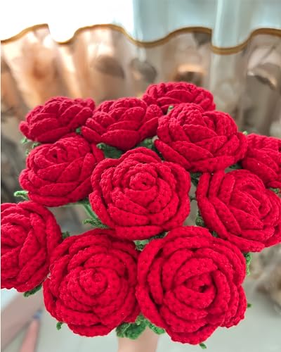 YOFANUP Häkelblumen, DIY Häkelblumenstrauß Fertige Handgemachte Blume Künstliche Blumen Gestrickte Rote Rosen für Muttertag Valentinstag (8, Rot) von YOFANUP