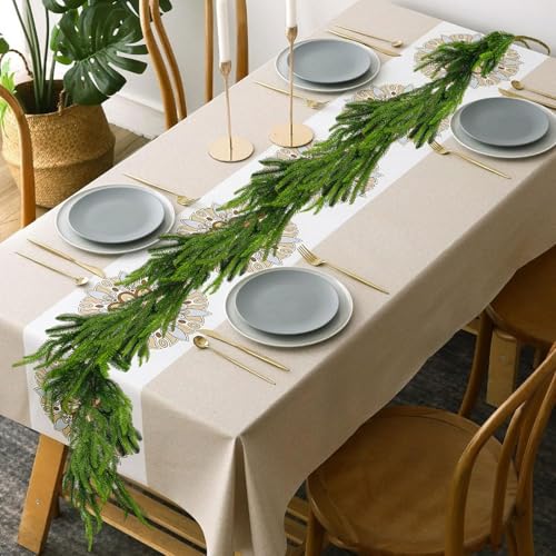Norfolk-Kiefergirlande, fühlt sich echt an, Tischgirlande, grüne künstliche Grüngirlande für Kaminsims, Tisch, Wand, Veranda, Kamin, Außen-, Innenraum, Winter, Heimdekoration (1 Stück, 2,7 m) von YOUDRN