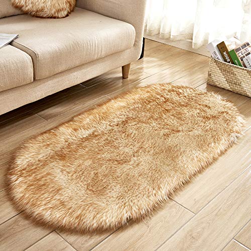 YUGWNN WeißGelbe Teppich Bettvorleger Flausch Fell füR Sofa,Waschbar Dekofell Kunstfell Sitzfell,Oval 50x120cm/19.7x47.2in von YUGWNN