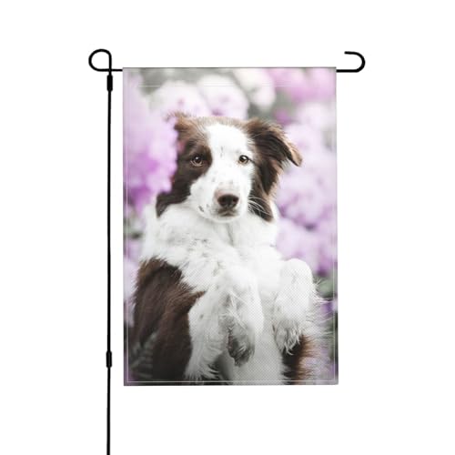 Braune Border Collie Frühlingshunde mit Blumen, Gartenflagge doppelseitig, dekoratives Hofbanner für den Innen- und Außenbereich, Hofhaus, 30 x 45,5 cm von YWSOTRE