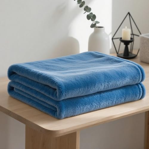 YXRS Fleecedecke 170 x 190 cm Weich/Warm/Leicht Wohndecke Kuscheldecke Geeignet für Alle Jahreszeiten für Sofa Schlafzimmer, Blau YXRS Fleecedecke 170 x 190 cm Weich/Warm/Leicht Wohndecke Kuscheldecke Geeignet für Alle Jahreszeiten für Sofa Schlafzimmer, Blau von YXRS