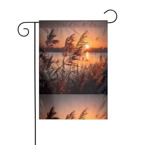 YYHHAOFA Schilfrohr im Sonnenuntergang, bedruckt, Gartenflaggenmast für den Außenbereich, Innenhof, Dekoration, doppelseitig, 30,5 x 45,7 cm von YYHHAOFA