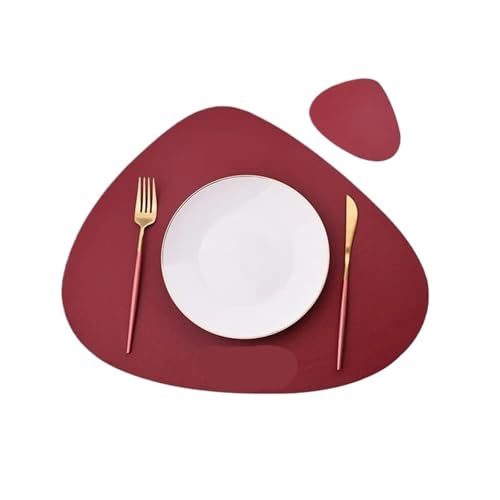 YZDKR 1/4/10sets Tischset und Untersetzer Set Kunstleder Dreieck Geschirr Matten Pad Cafe Pad Essen Matte Küche Zubehör für Home Kitchen Restaurant(Red,1set) von YZDKR