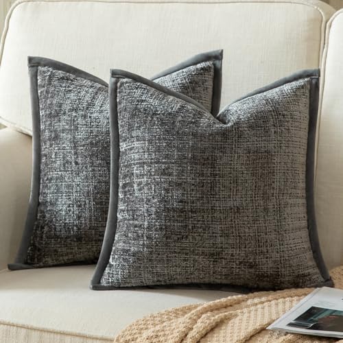 Yaertun 2er Set Kissenbezug Grau 50x50cm Chenille Kissenbezüge Kissenhülle Dekokissenbezug sofakissen dekokissen deko Samtrückseite für Sofa Schlafzimmer Wohnzimmer Weiche Gemütliche Yaertun 2er Set Kissenbezug Grau 50x50cm Chenille Kissenbezüge Kissenhülle Dekokissenbezug sofakissen dekokissen deko Samtrückseite für Sofa Schlafzimmer Wohnzimmer Weiche Gemütliche von Yaertun
