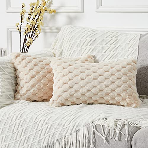 Yaertun 2er Set superweiche Plüsch Kissenbezüge Kunstpelz Kissenhüllen Dekorative Sofakissen Dekokissen Weicher Zierkissenbezug für Sofa Couch Bett Wohnzimmer 30 x 50 cm Beige von Yaertun