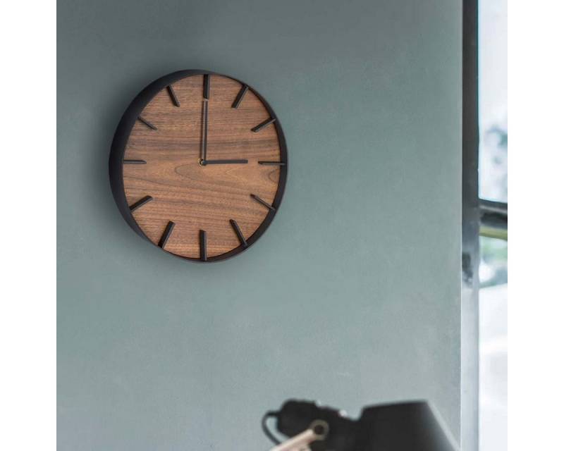 Yamazaki Wanduhr Rin (26cm Rahmen, Ziffern und Zeiger aus Metall, Ziffernblatt aus Holz) von Yamazaki
