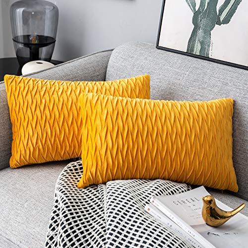 Yamonic Kissenbezüge Set Samt Soft Solid Dekorative Kissen Fall für Sofa Schlafzimmer 30cmx50cm 2er Pack für Couch Bett Sofa Stuhl Schlafzimmer Wohnzimmer, Gelb von Yamonic