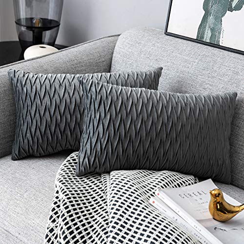 Yamonic Kissenbezüge Set Samt Soft Solid Dekorative Kissen Fall für Sofa Schlafzimmer 30cmx50cm 2er Pack für Couch Bett Sofa Stuhl Schlafzimmer Wohnzimmer, Grau Yamonic Kissenbezüge Set Samt Soft Solid Dekorative Kissen Fall für Sofa Schlafzimmer 30cmx50cm 2er Pack für Couch Bett Sofa Stuhl Schlafzimmer Wohnzimmer, Grau von Yamonic