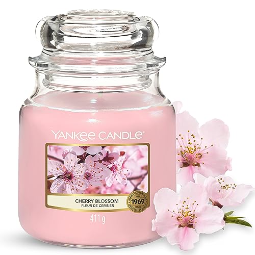 Yankee Candle Duftkerze im Glas (mittelgroß) | Cherry Blossom | Brenndauer bis zu 75 Stunden Yankee Candle Duftkerze im Glas (mittelgroß) | Cherry Blossom | Brenndauer bis zu 75 Stunden von Yankee Candle