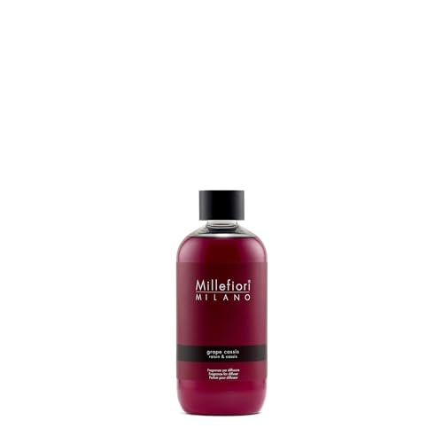 Millefiori Grape Cassis Nachfüllflasche 250 ml für Natural Raumduft Diffuser, Plastik, Violett, 6 x 5.5 x 13.7 cm, 250 von Yankee Candle