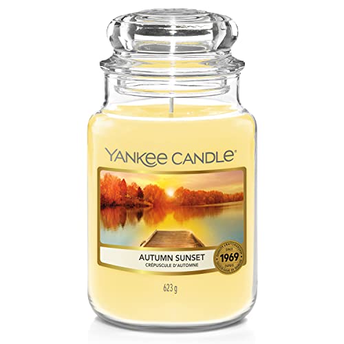 Yankee Candle Autumn Sunset Duftkerze, Große Kerze im Glas, Gelb, 10.7 cm, Sandalwood,Cedar von Yankee Candle