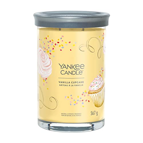 Yankee Candle Signature Duftkerze ; große Tumbler-Kerze mit langer Brenndauer „Vanilla Cupcake“ ; Soja-Wachs-Mix ; Perfekte Geschenke für Frauen von Yankee Candle