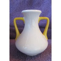 Gold Castle Made in Japan Vintage Vase Elegant Gold Castle Made in Japan Vintage Vase Elegant von YesItsHere