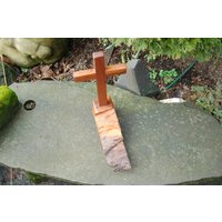"Handgefertigtes Christliches Live Edge Holz "Cross On Calvary Hill" Wie Von Ron's Wood & Things, Coos Bay Oregon ~ Christliche Kunst von YesterdayAndTomorrow