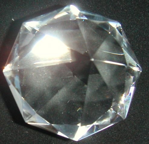 Yeti-Gold 5,5 cm Glasdiamant | Deko-Diamant | Diamantkristall | Dekostein | Tischdeko | Diamant | Kristall | Streudeko | Hochzeitsdeko | Briefbeschwerer | Brillanten von Yeti-Gold
