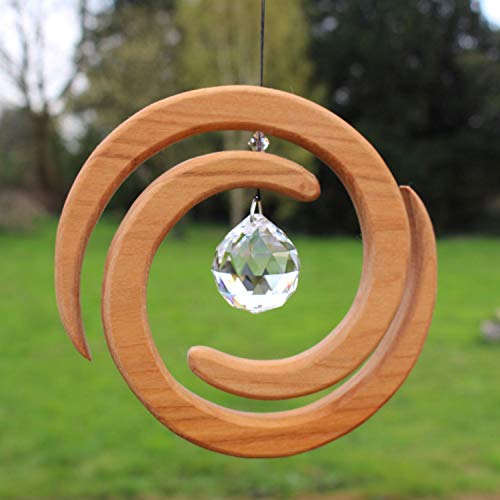 Helix Sonnenfänger aus Holz mit Kristall, dekorative Wanddekoration zum Aufhängen, Wanddeko Fensterdeko, Festerschmuck, Geschenkidee von mitienda mit Liebe gemacht