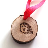 Igel Ornament 2 - Gebrannte Brandmalerei Weihnachtsdekoration von YoGnomie