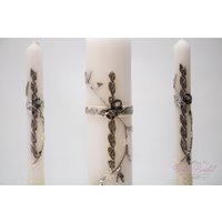 Schneller Versand Wunderschönes Silbernes Kerzenset Mit Silberner Basis in Einer Wunderschönen Deluxe-Box Schneller Versand Wunderschönes Silbernes Kerzenset Mit Silberner Basis in Einer Wunderschönen Deluxe-Box von YolisBridal