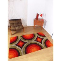70Er Jahre Handgemachter Shag Wollteppich Rot Orange Grün Vintage Mid Century von Yonage
