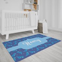 Schlafzimmer Bodenmatte - Dinosaurier Druck Blau Personalisierte Name Kinder, Babys, Säuglinge, Neugeboren, Kindergarten, Nachttisch, Teppich von YooshUK