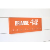 Ich Betreibe 4 Medaille Halter Mit Logo - Medium von YorkSignShop